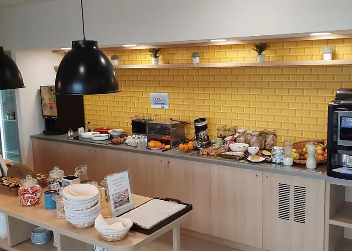 Апарт-отель Odalys - Toulouse Aeroport