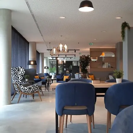 Odalys Toulouse Aéroport Aparthotel Blagnac