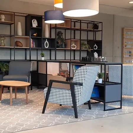 Aparthotel Odalys Toulouse Aéroport 4*